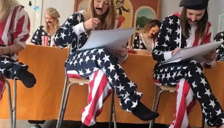 Enjoy The Hen Party Life Drawing And Show Your Creativity