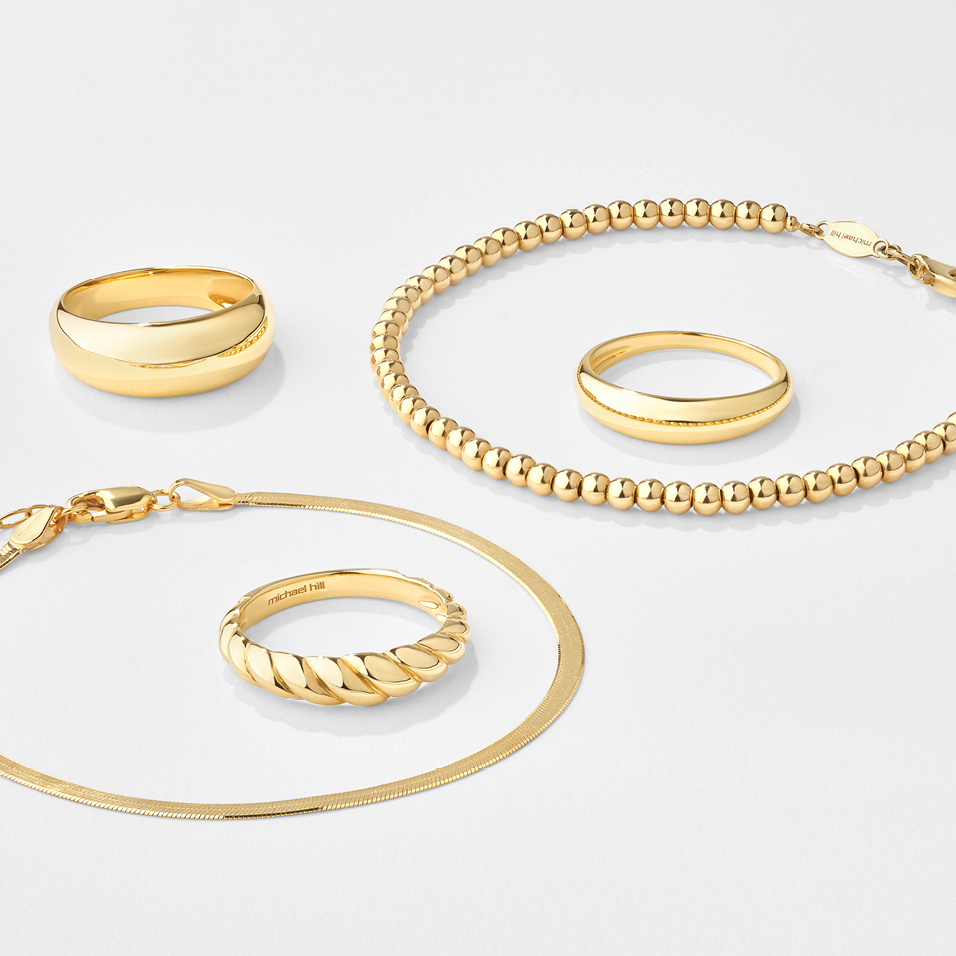 Tips to Style Gold Bangles In Your Everyday Look