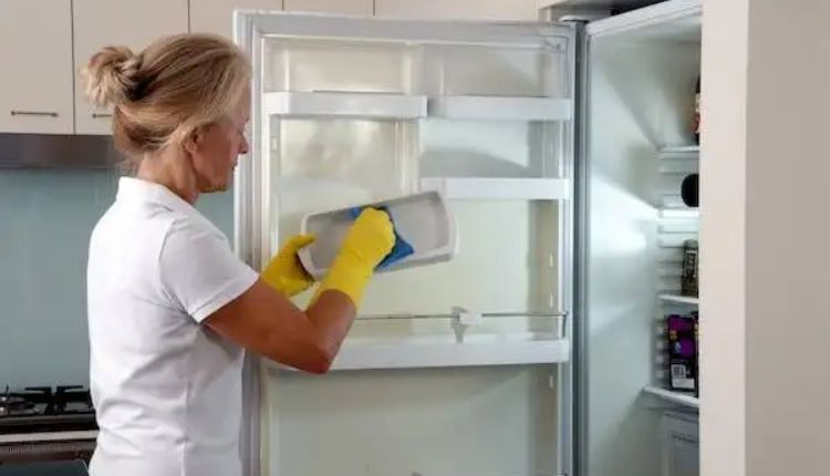 Hiring Professionals For General Home Cleaning | Top Factors to Consider